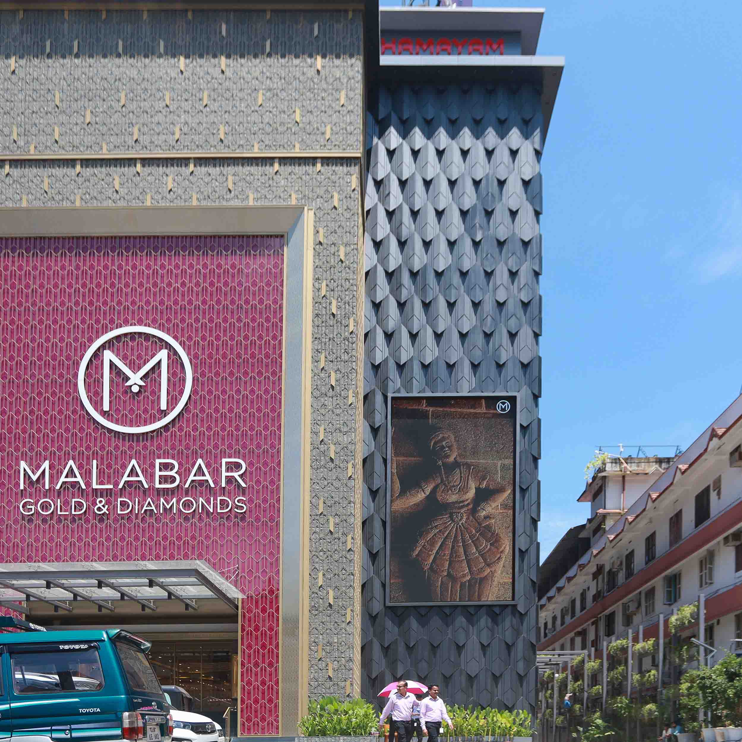 Malabar Gold and Diamonds Artistry Store detail 2